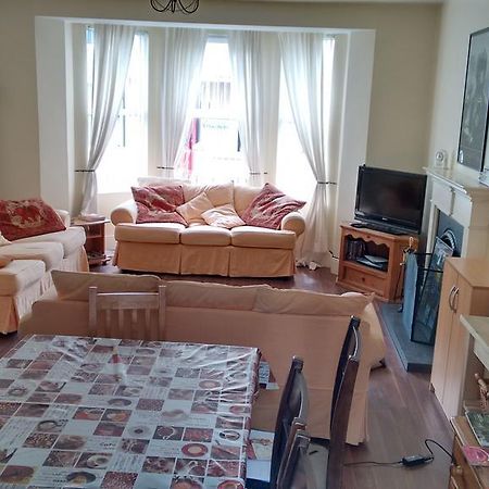 ロンドンデリー Fairman House Backpackers Bed & Breakfast エクステリア 写真