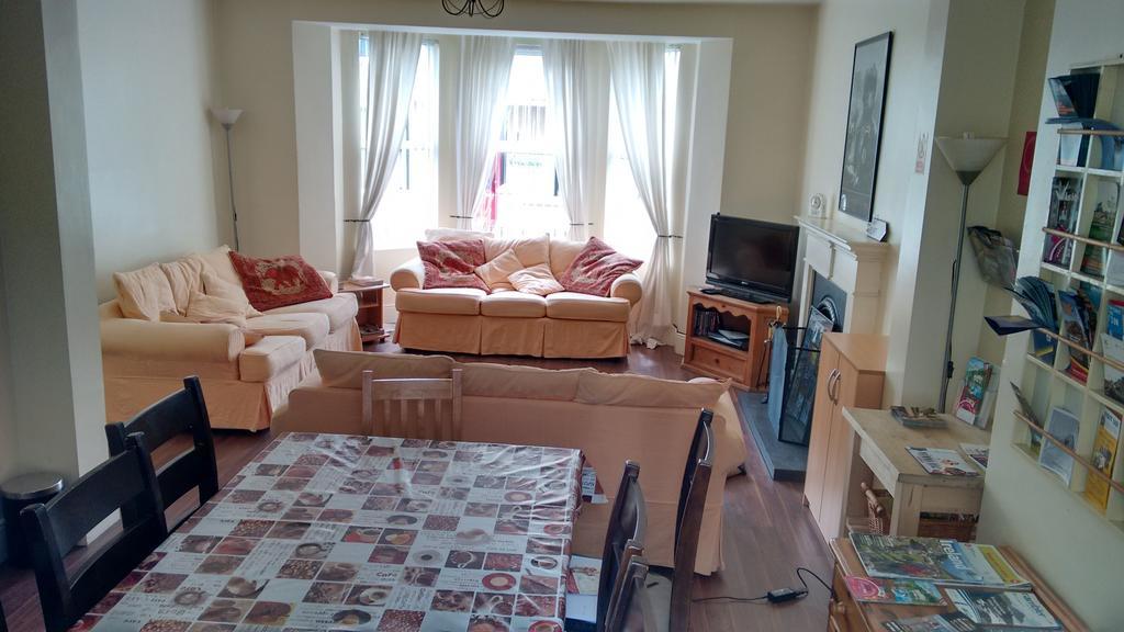 ロンドンデリー Fairman House Backpackers Bed & Breakfast エクステリア 写真