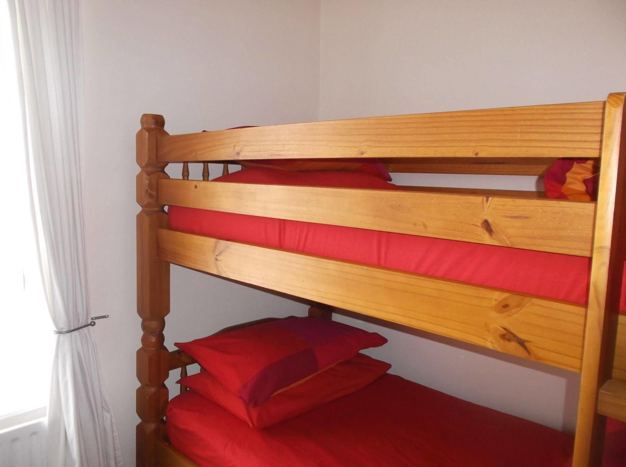 ロンドンデリー Fairman House Backpackers Bed & Breakfast エクステリア 写真
