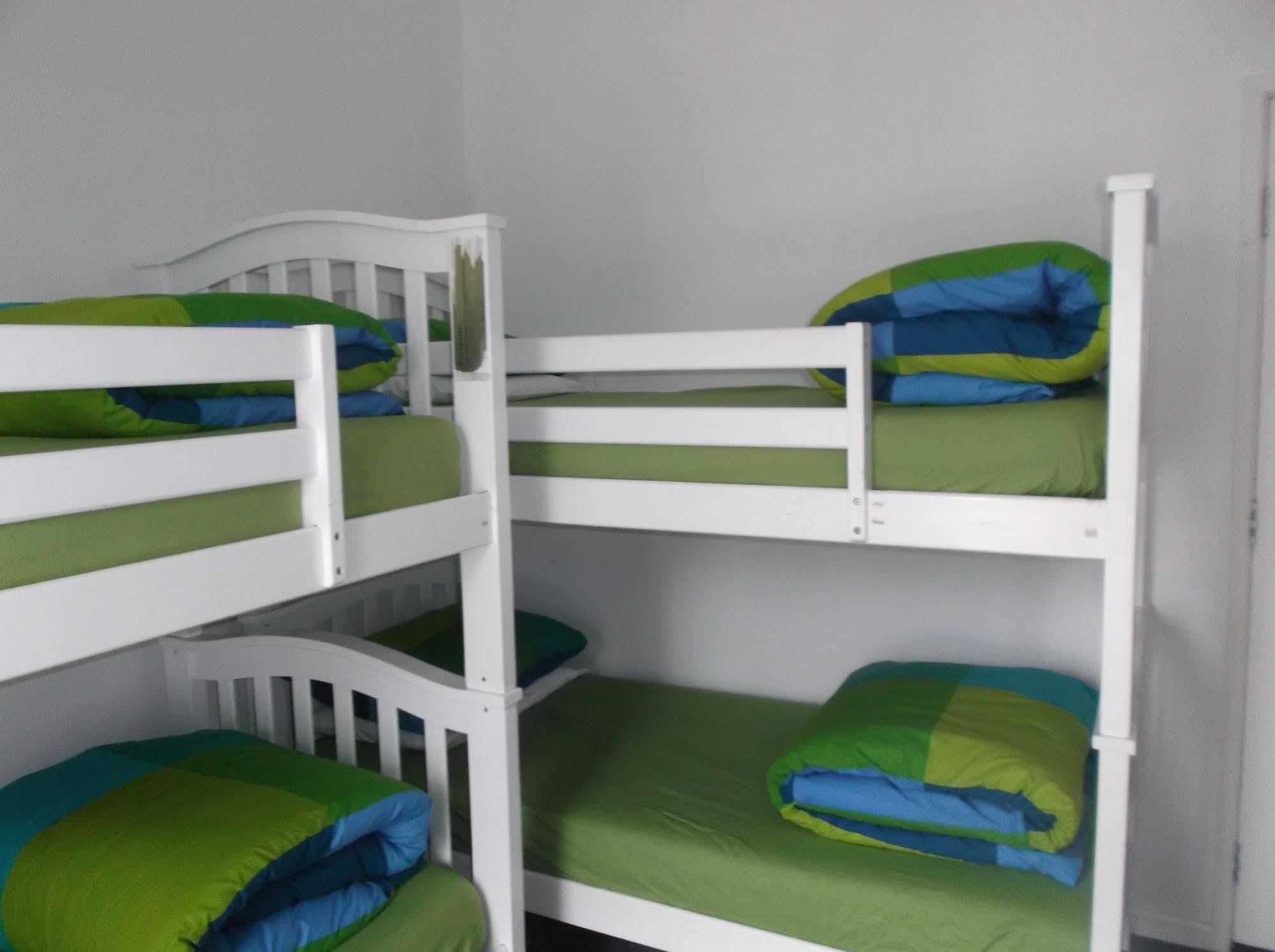 ロンドンデリー Fairman House Backpackers Bed & Breakfast エクステリア 写真